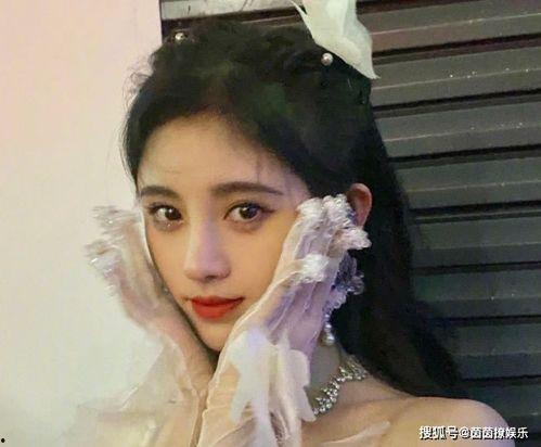 娱乐吃瓜君鞠婧祎,娱乐圈的“四千年美女”，吃瓜君带你揭秘她的星途历程”